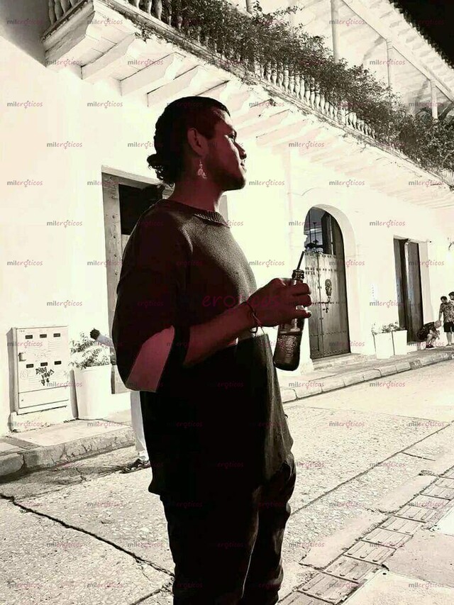 FOTOS DE VEN Y DIFRUTA DE UN BUEN HETERO CON BUENA POLLA PARA TI LLAME CON SITIO