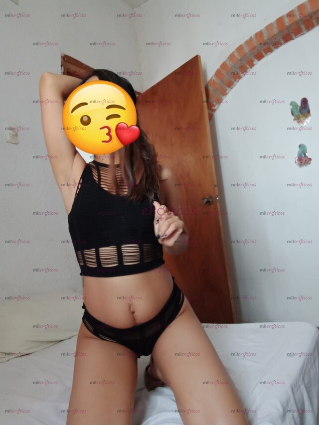 FOTOS DE EN MI CASA Y EN MI CAMA, DATE UN GUSTO Y QUE MEJOR QUE YO....