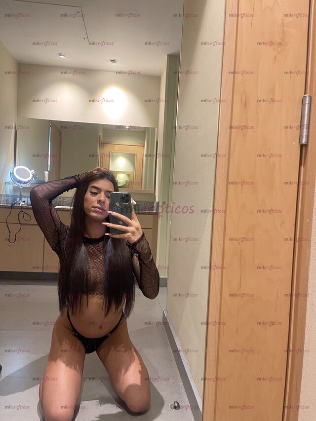 FOTOS DE COLOMBIANA DE PASO POR LA CIUDAD, ANÍMATE!!!