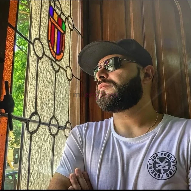 Vive una experiencia full hot te hago lo que quieras tu mandas solo pide y te lo dare te hare pasar un momento muy rico especial trato como novio amp...