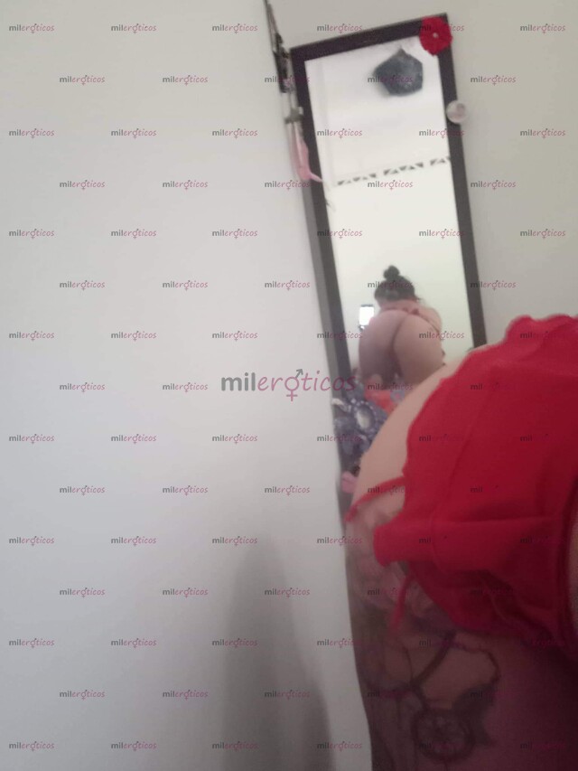 FOTOS DE MOJADA Y ARDIENTE SATANDERIANA . LLÁMAME ESTY CALIENTE AMORES