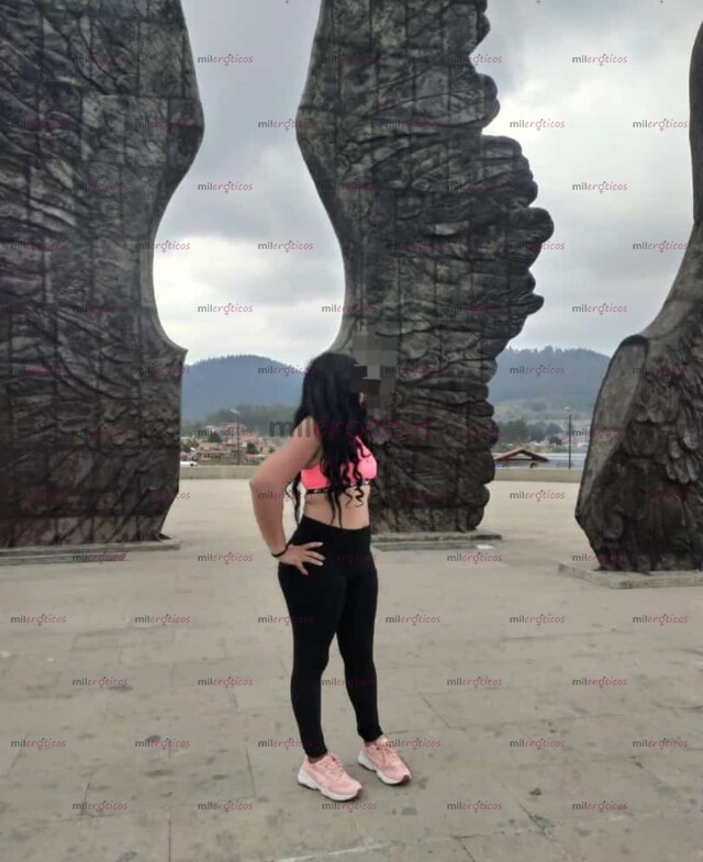 FOTOS DE GERALDINE DÉJAME CONSENTIRTE CON MIS RICAS NALGAS...