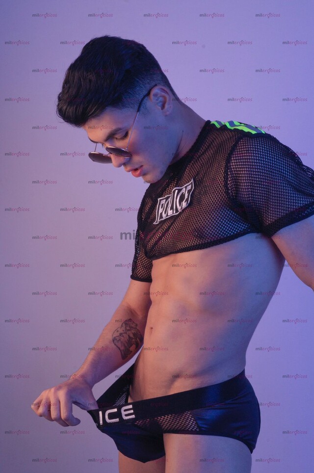 FOTOS DE CHICO EXTROVERTIDO Y CALIENTE A TODO RATO