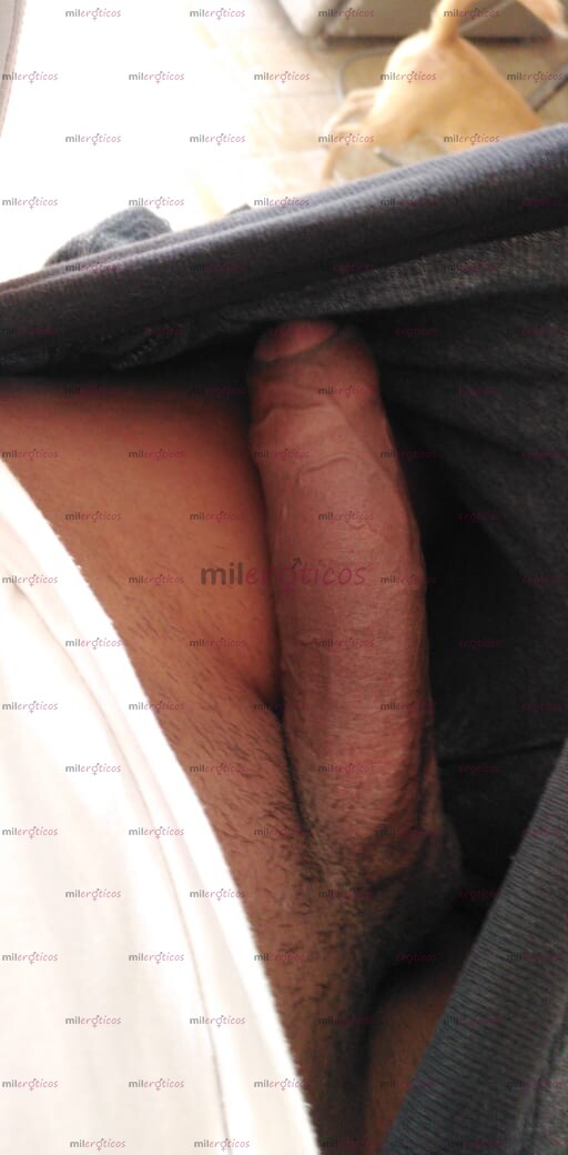 FOTOS DE VERGA PRIETA, VENOSA CON MUCHA LECHE SEDIENTA DE CULO