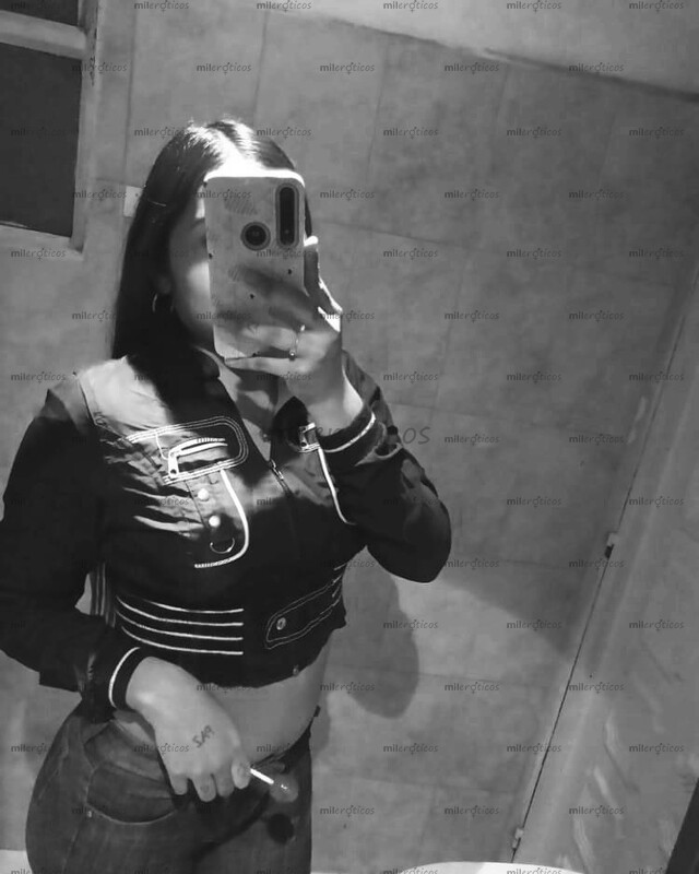 FOTOS DE KARLA VEN Y DIVIÉRTETE SOY ATREVIDA JUGUETONA Y COMPLACIENTE