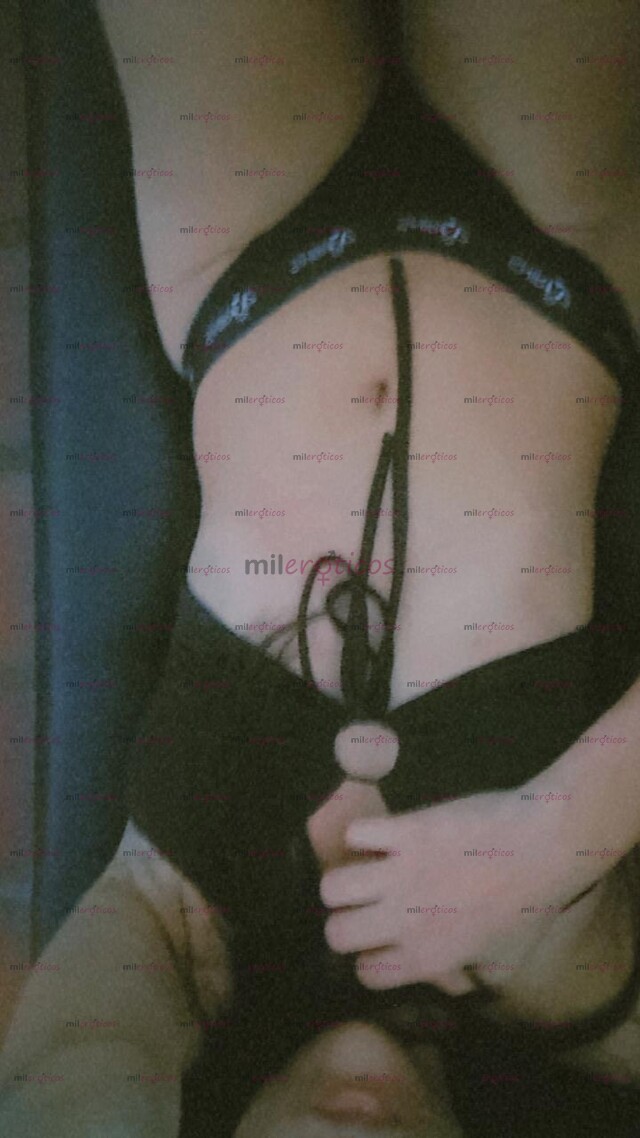 FOTOS DE FLACA RICA CON DESEOS DE COMPLACERTE EN TUS FANTASÍAS