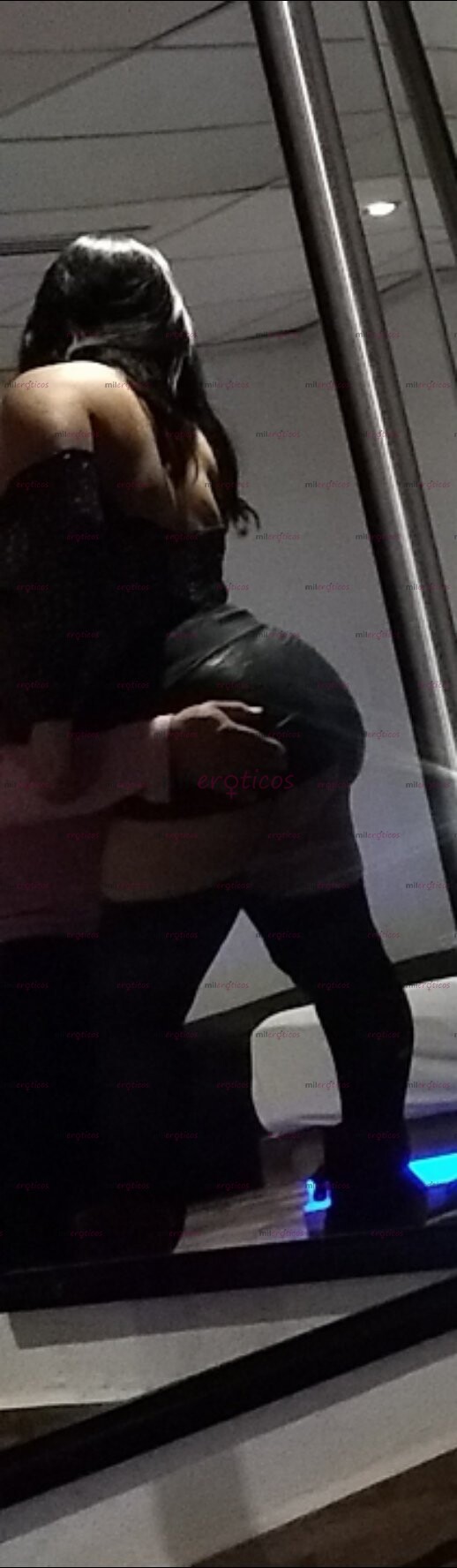 FOTOS DE KARLITADIAZ LISTA PARA DARTE LA MEJOR ATENCIÓN