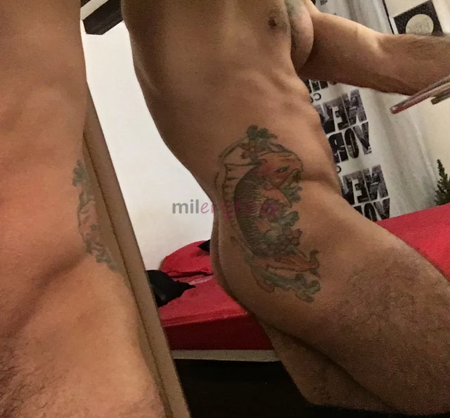 Acompanhante internacional em curta temporadasarado tatuado de origem arabe com 20 cm de dote grossao atendendo pela primeira vez no brasil whatsapp 1...