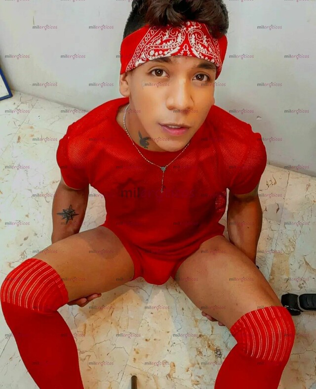 FOTOS DE UN CHICO VERSATIL QUE TE DARA UN GRAN SEXO