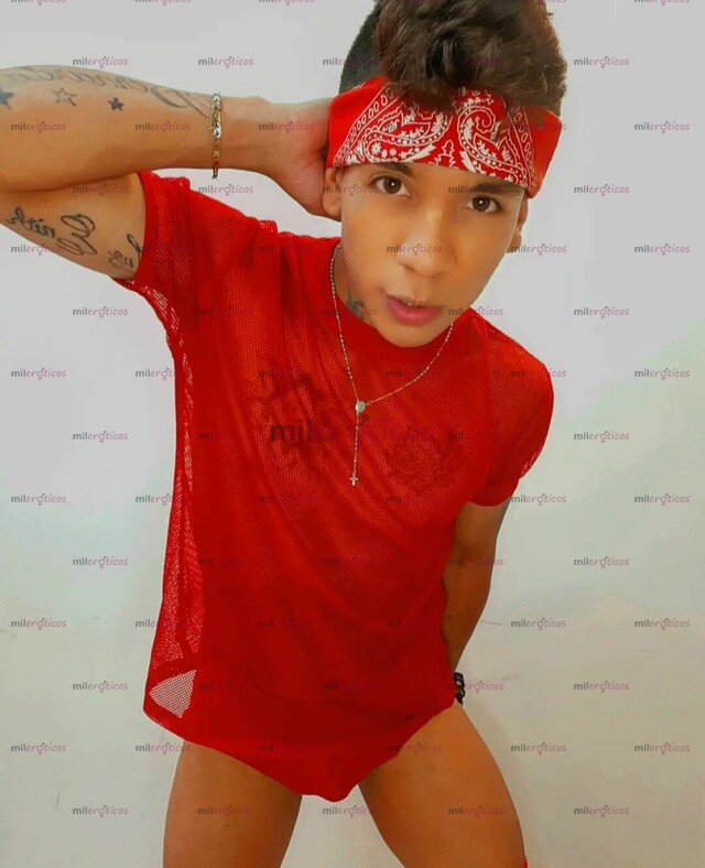 FOTOS DE UN CHICO VERSATIL QUE TE DARA UN GRAN SEXO