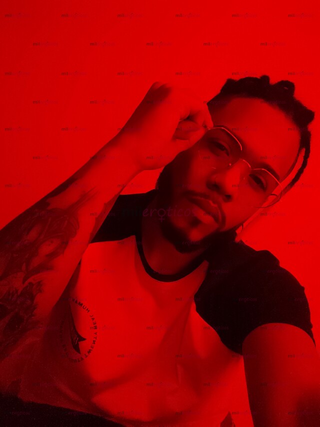 FOTOS DE HOLA QUE TAL AMORES SOY ANDREW UN CHICO DE 22 AÑOS