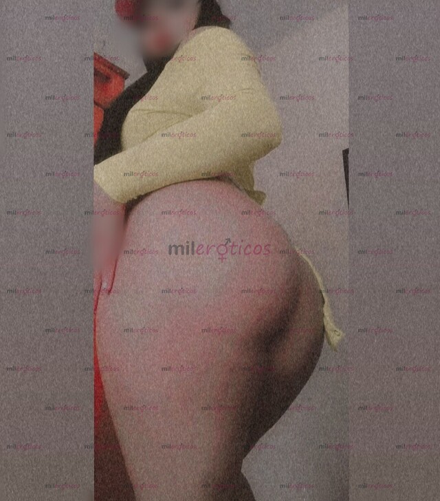 FOTOS DE KARLA 20 AÑOS CON GANAS DE PASARLA RICO BEBE