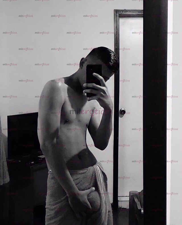 FOTOS DE JOVEN LATINO VERSÁTIL COMPLACIENTE, DISPUESTO A TODO!