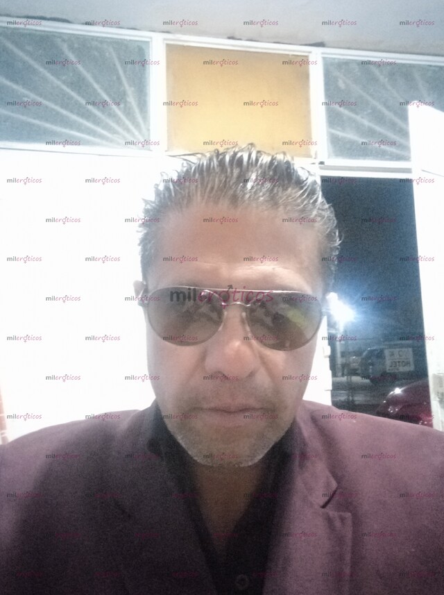 FOTOS DE HOMBRE DE COMPAÑÍA , BIEN DOTADO , MADURO Y Y COMPLACIENTE AL 100 ÚNICAMENTE AT