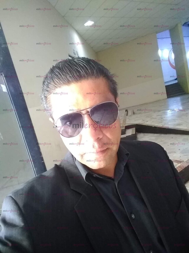 FOTOS DE HOMBRE DE COMPAÑÍA , BIEN DOTADO , MADURO Y Y COMPLACIENTE AL 100 ÚNICAMENTE AT