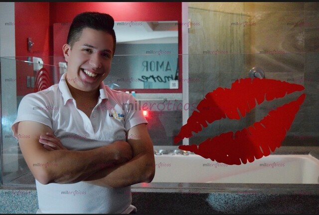 FOTOS DE G61 GIGOLO DOTADO SEMENTAL JOVEN LISTO PARA TI