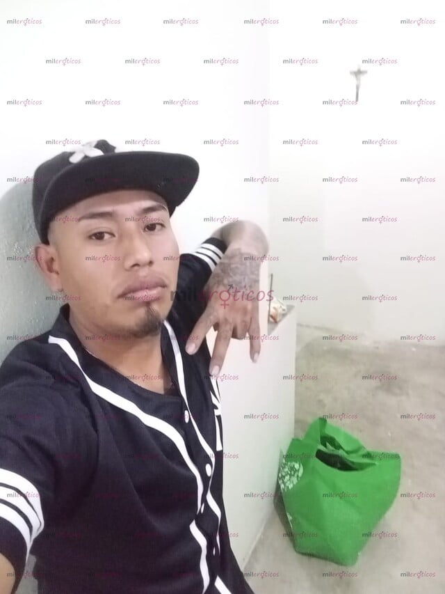 FOTOS DE CHAVO DISCRETO JOVEN DE 23 AÑOS HETERO DE VISITA EN CHILPANCINGO