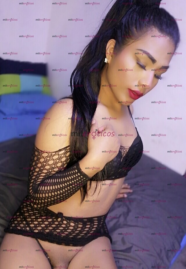 FOTOS DE MORENA, DELICIOSAS NALGAS Y UN RICO CARAMELO, PARÁ DISFRUTAR CONTIGO