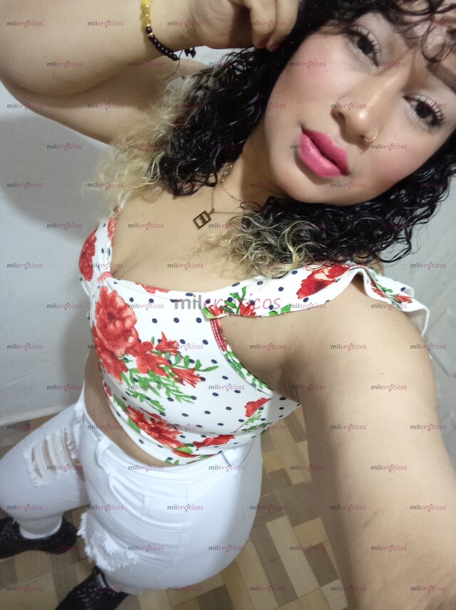 FOTOS DE CHICA CALIENTE DISPONIBLE PARA TI CON GANAS DE COMPLACERTE