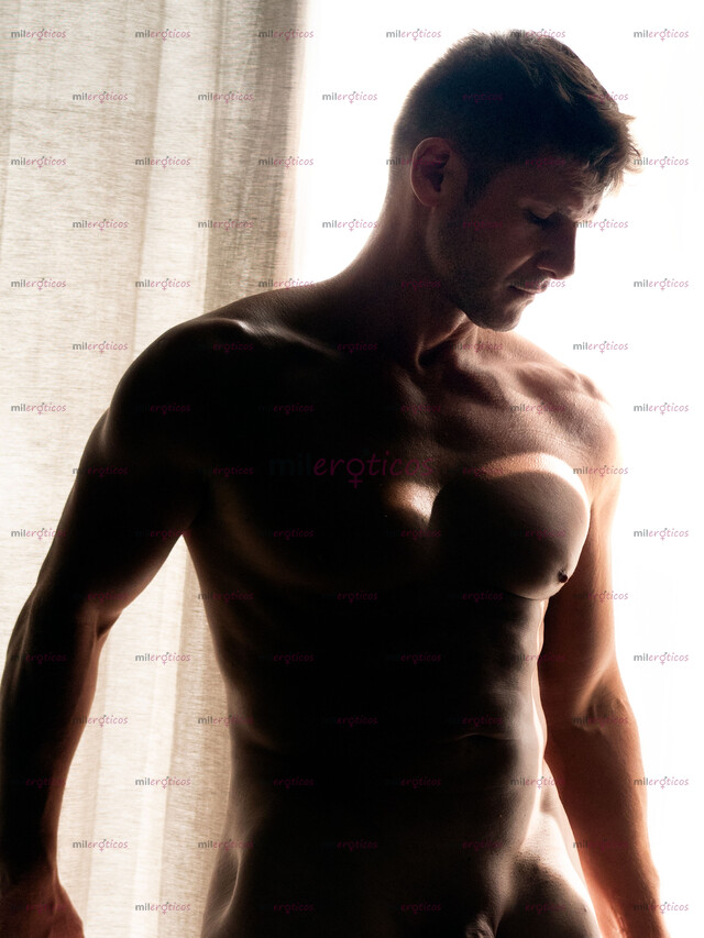 FOTOS DE BISEXUAL JOCK FOR MASSAGE AND MORE AT MY PLACE OR TRAVEL