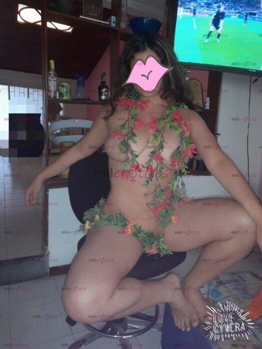 FOTOS DE LLEGO POR PRIMERA VEZ TU TRAVIESA JUGUETONA GATITA