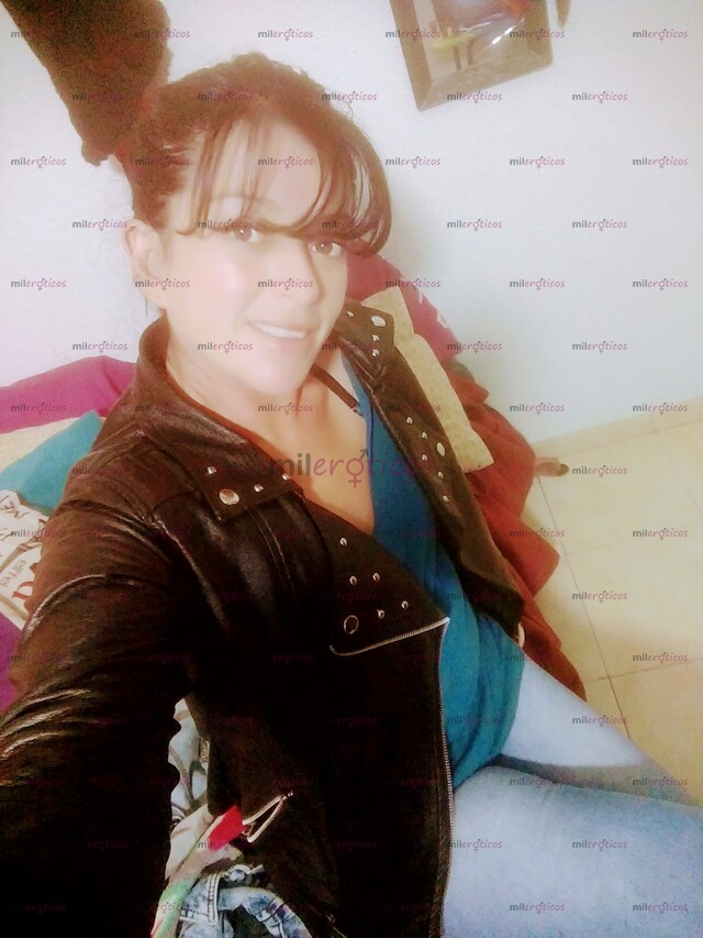 FOTOS DE MASAJISTA PROFESIONAL A DOMICILIO,ALIVIATE DEL ESTRÉS