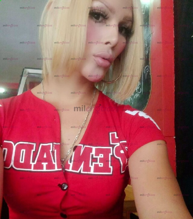 FOTOS DE TRANS MUY CALIENTITA Y APARETADITA COMPLACIENTE