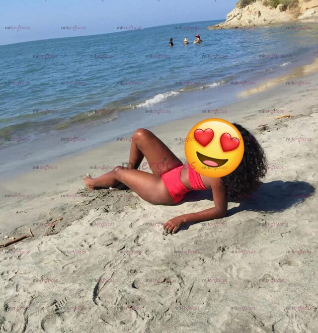 FOTOS DE NEGRA DESCOMPLICADA ARRECHITA APRETADITA VEN A CONOCERME ATIENDO HOBRES Y MUJER
