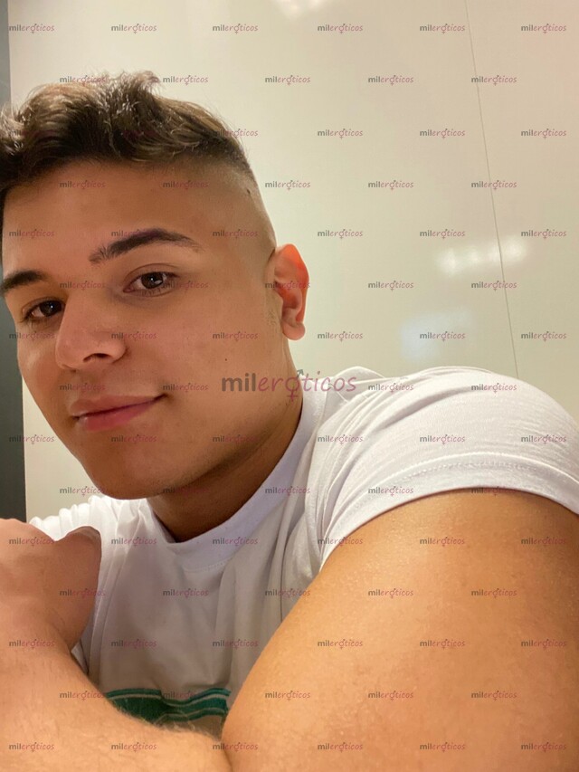 FOTOS DE THOMAS JOVEN DE 25 AÑOS VERSATIL VERGON DE 19CM