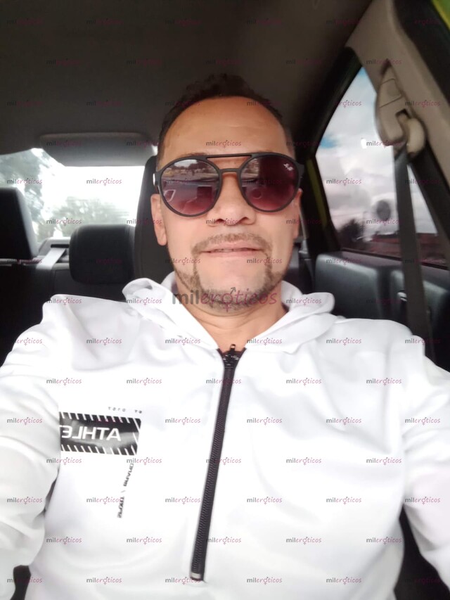 FOTOS DE HOLA AMOR SOY DANIEL DISPONIBLE LAS 24 HORAS A DOMICILIO O EN MI AP.