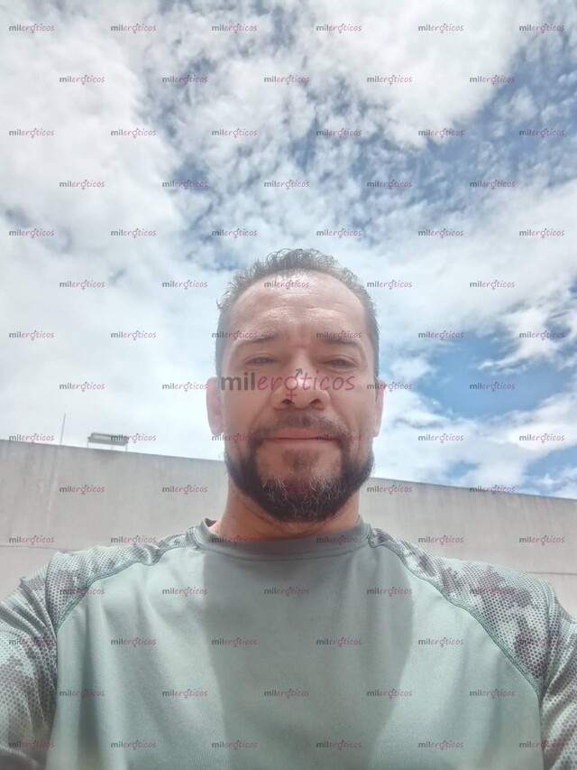 FOTOS DE HOLA SOY DANIEL DISPONIBLE LAS 24 DOMICILIO O PRECENSIAL