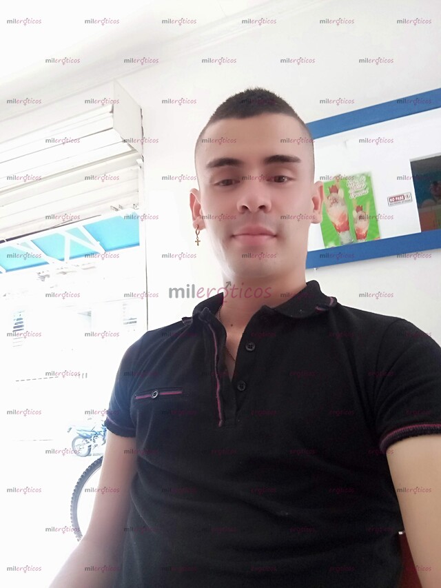 FOTOS DE FULL MORBOSO ...CALEÑO ARRECHO..MENTE ABIERTA..18 CM