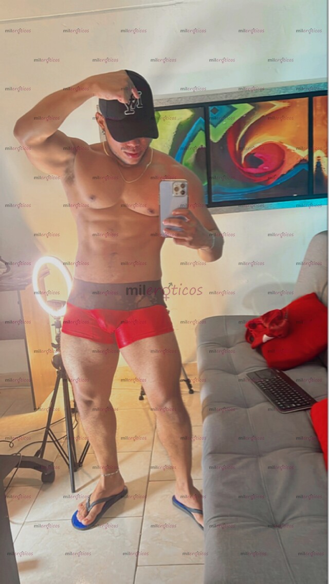 FOTOS DE JACKSON MORENO MASCULINO DE GYM PARA CUMPLIR TUS FANTASIAS Y SEXO MUY CALIENTE