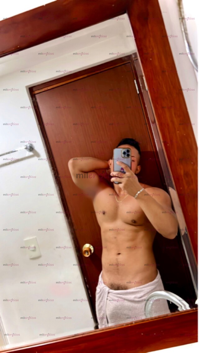 FOTOS DE JACKSON MORENO MASCULINO DE GYM PARA CUMPLIR TUS FANTASIAS Y SEXO MUY CALIENTE