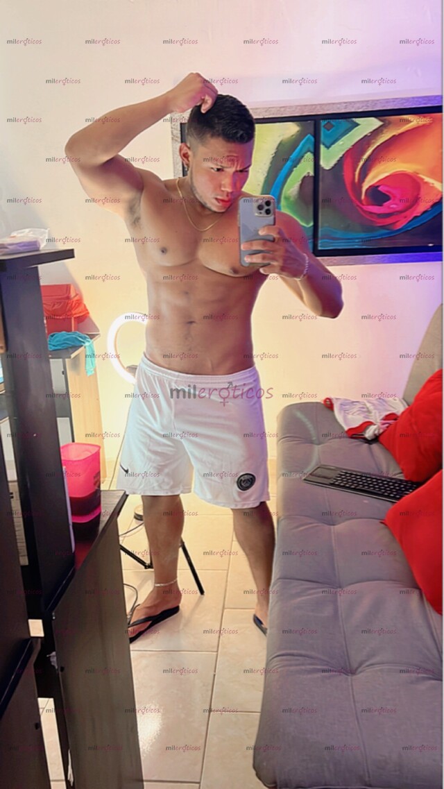 FOTOS DE JACKSON MORENO MASCULINO DE GYM PARA CUMPLIR TUS FANTASIAS Y SEXO MUY CALIENTE