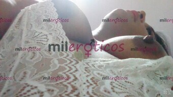 FOTOS DE SOY MORENA JOVEN BIEN ACUERPADA Y BIEN CALIENTE