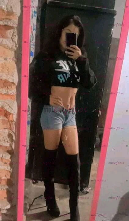 FOTOS DE MÍA GUZMÁN TU ADICCION EN LA CAMA SÚPER CALIENTE