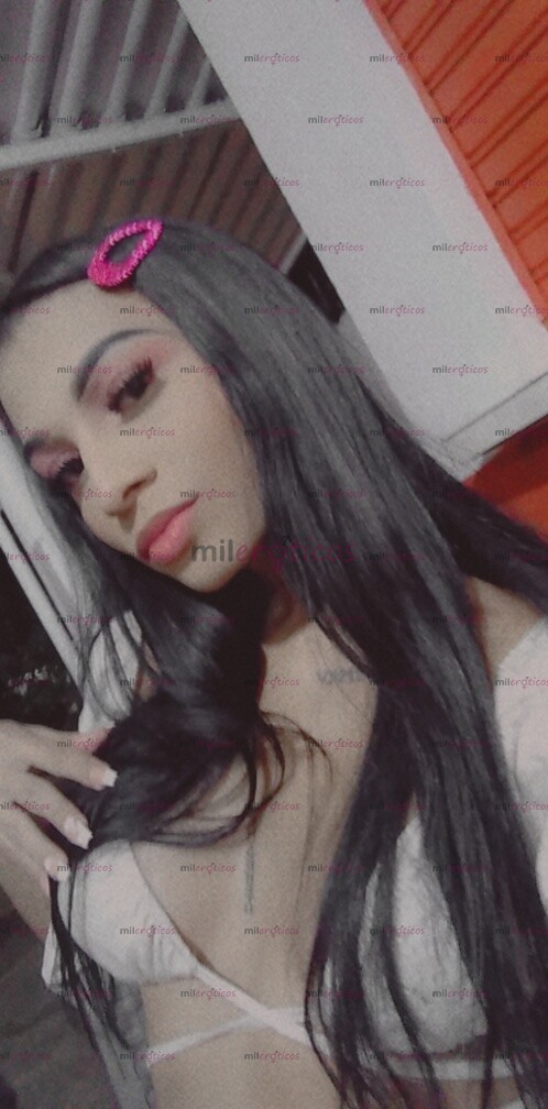 FOTOS DE BELLA TRANS SAMARIA CON PIEL CANELA CABELLO NEGRO OJO CAFÉ LECHE ARDIENDO