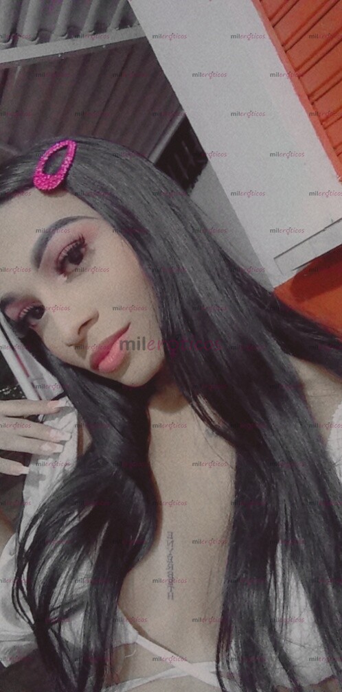 FOTOS DE BELLA TRANS SAMARIA CON PIEL CANELA CABELLO NEGRO OJO CAFÉ LECHE ARDIENDO