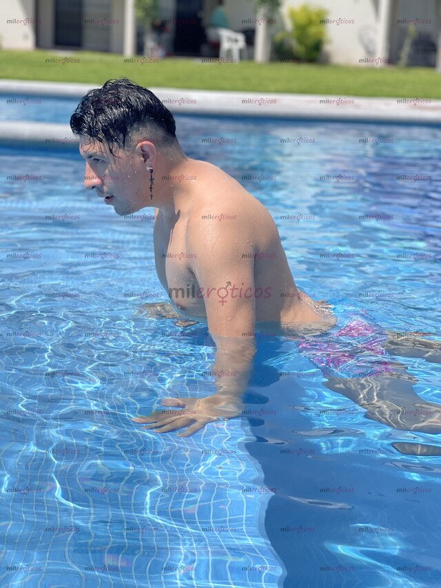 FOTOS DE VIDEOS EN TWITTER .. SIEMPRE CALIENTE Y COMPLACIENTE