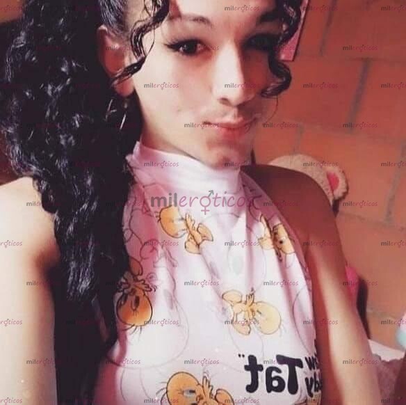 FOTOS DE HOLA, ME LLAMO VIOLETA SOY UNA CHICA TRANS