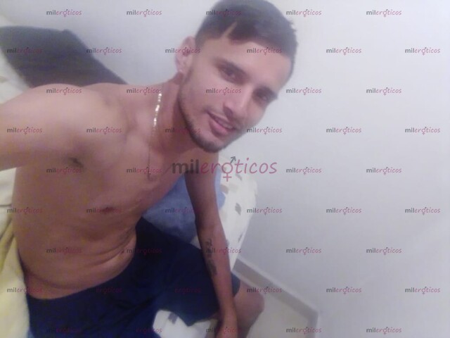 FOTOS DE LLEGO TU HOMBRE DE COMPAÑIA 100% HIGIENE.