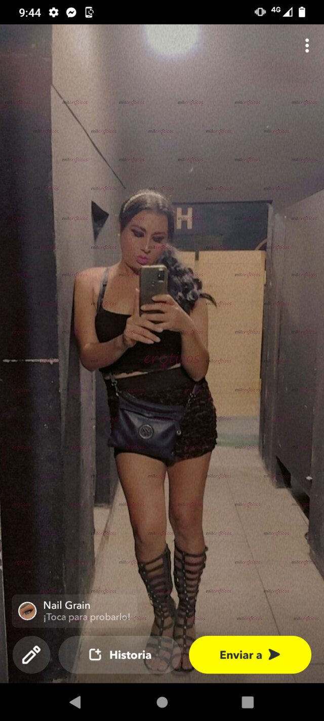 FOTOS DE CHICA TRANS ACTIVA Y PASIVA CON MUY BUENA VERGA Y BUENA ERECCIÓN