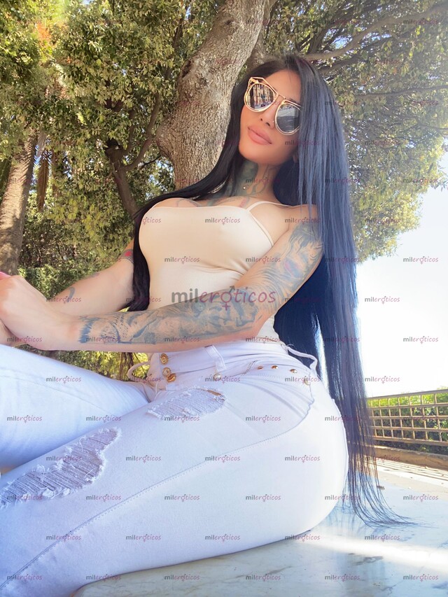 FOTOS DE FIESTERA 24 HORAS EXÓTICA TATUADA LLENA DE PLACER Y LUJURIA..