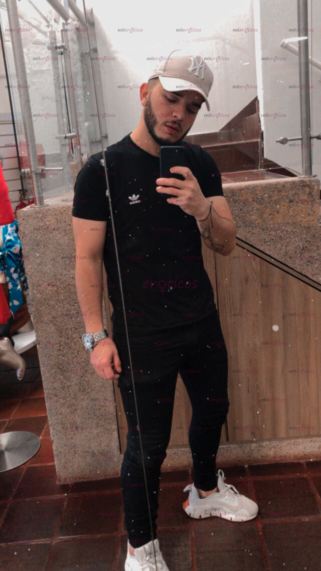 FOTOS DE MÁXIMO (SCORT COMPLACIENTE NUEVO EN TU CIUDAD).