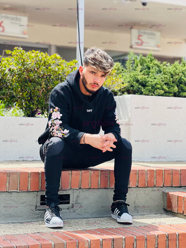 FOTOS DE MÁXIMO (SCORT COMPLACIENTE NUEVO EN TU CIUDAD).