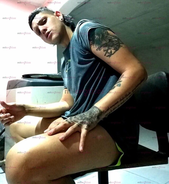 FOTOS DE APASIONADO Y COMPLACIENTE ARRECHO LLEGANDO NUEVO AL SECTOR