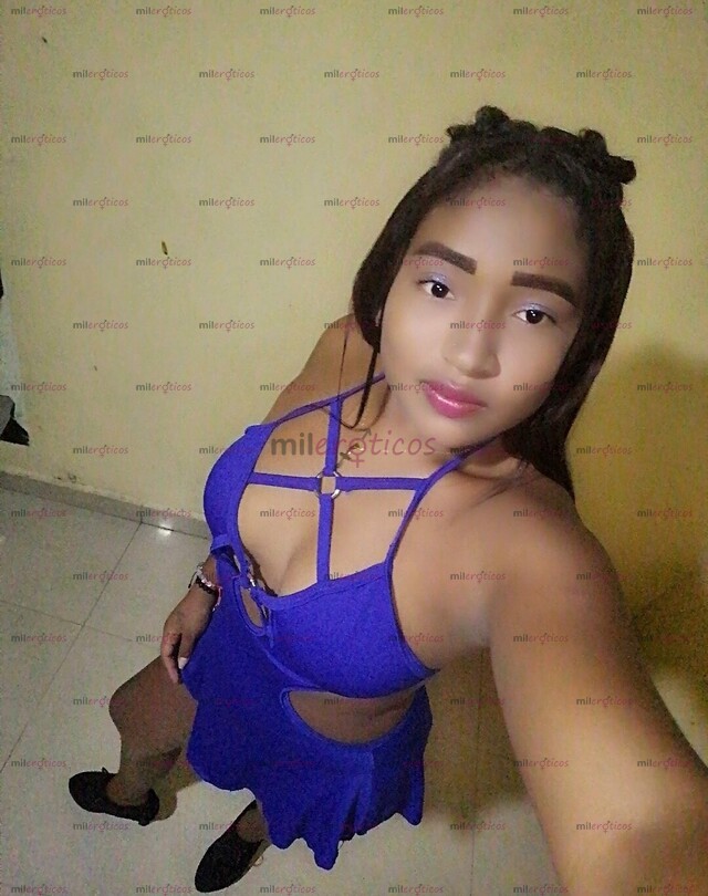FOTOS DE RICA MORENITA DISPONIBLE LAS 24 VEN PAPI LA PASAREMOS RICO