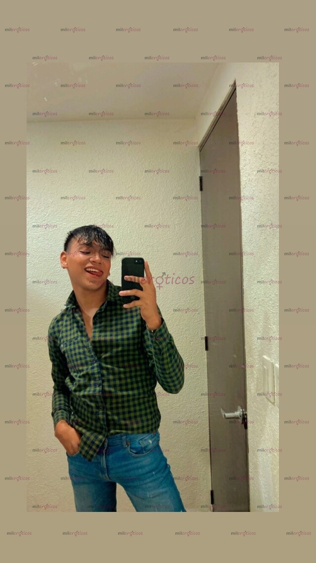 FOTOS DE CHAVITO INTER , COMPLACIENTE , CALIENTE ,DISFRUTA DE TU VERSATILIDAD CONMIGO