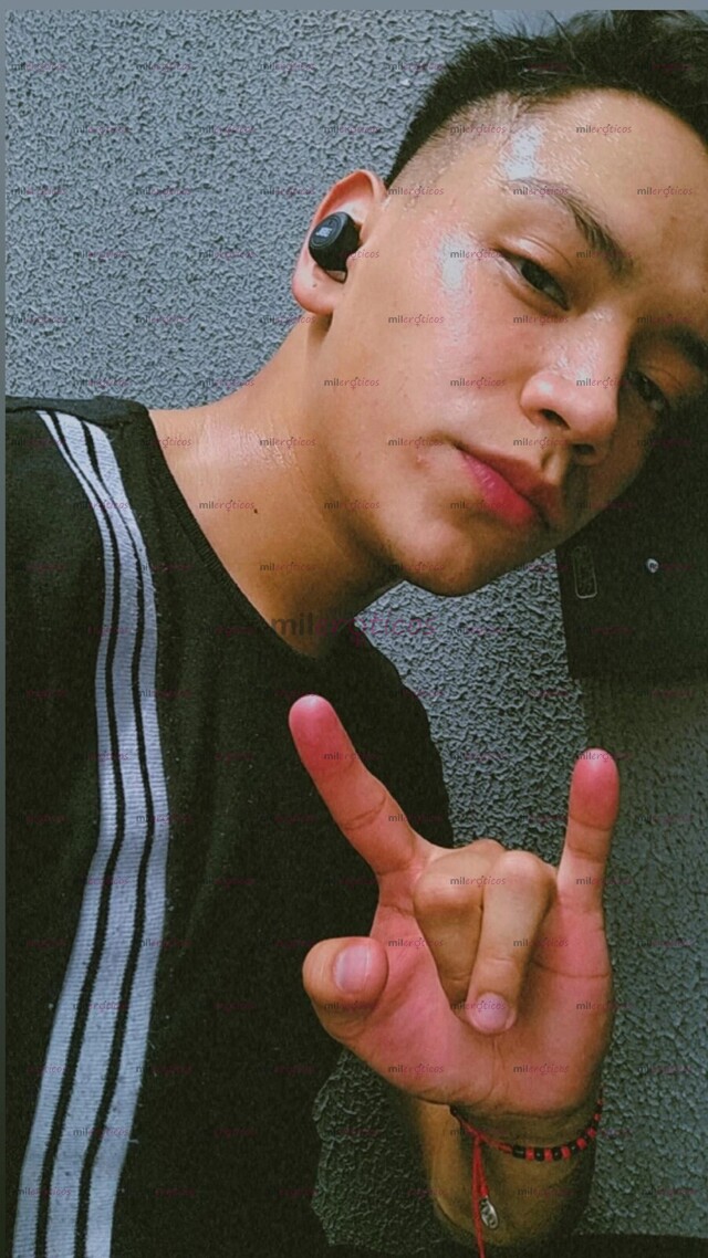 FOTOS DE CHAVITO INTER , COMPLACIENTE , CALIENTE ,DISFRUTA DE TU VERSATILIDAD CONMIGO